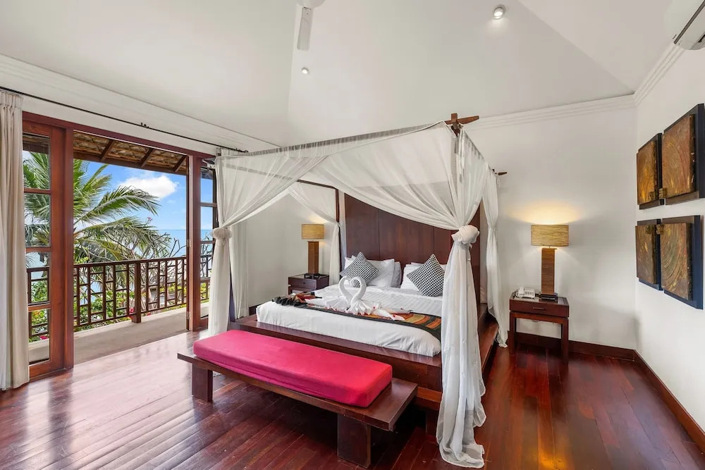 Aqua Vista 26 - Private Pool Villa Near The Beach