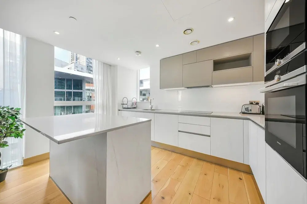 Paddington Ex LUX Flat