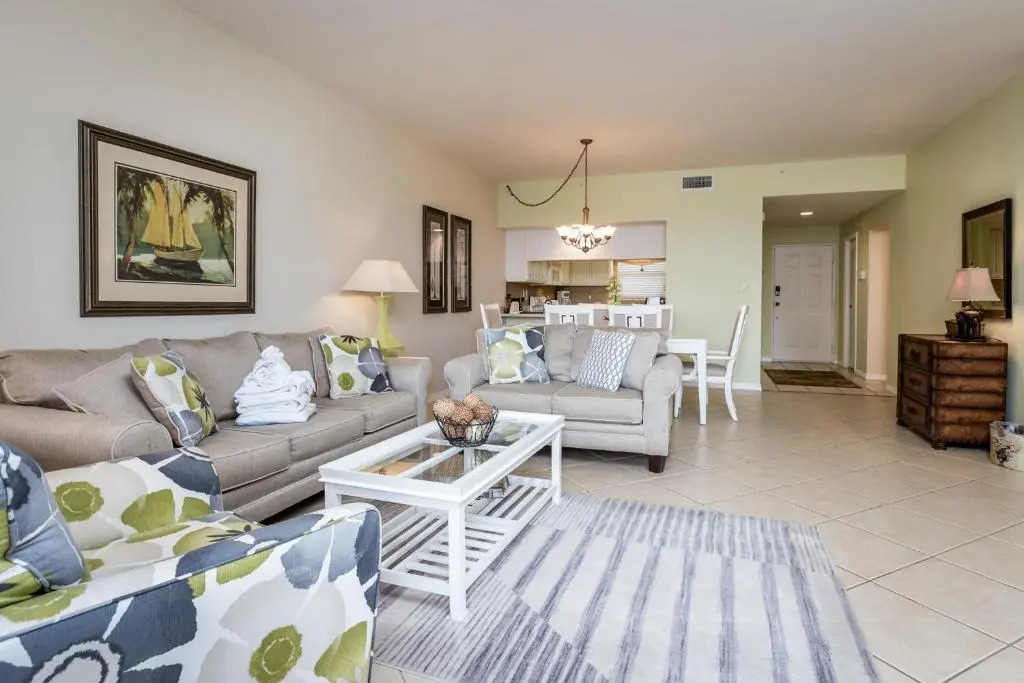 Casa Marina 623-6, 2 Bedroom, Sleeps 6, WiFi, Elevator, Canal Front, Pool