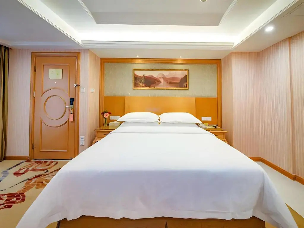 Vienna Classic Baiyun Dongping Zhong Road
