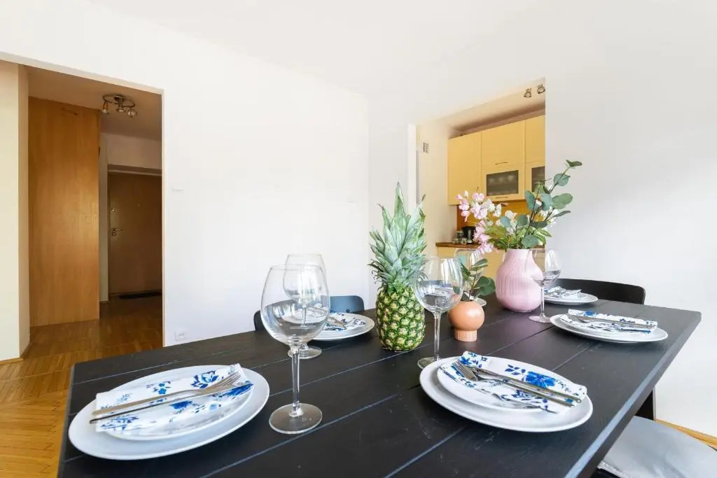 Rent Like Home - Smolna 8