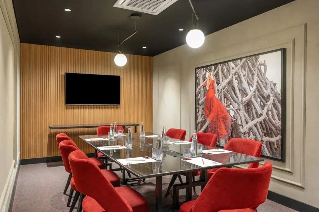 Radisson RED Hotel Izmir Point Bornova