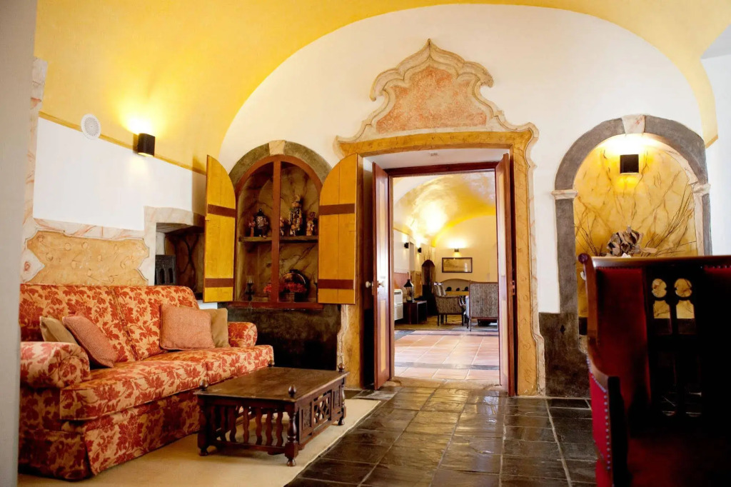 Lam Hotel Convento DAlter