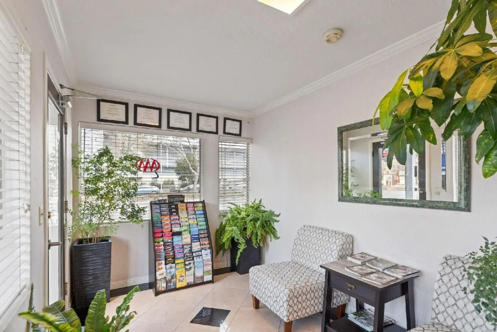 Americas Best Value Inn - Sky Ranch Palo Alto