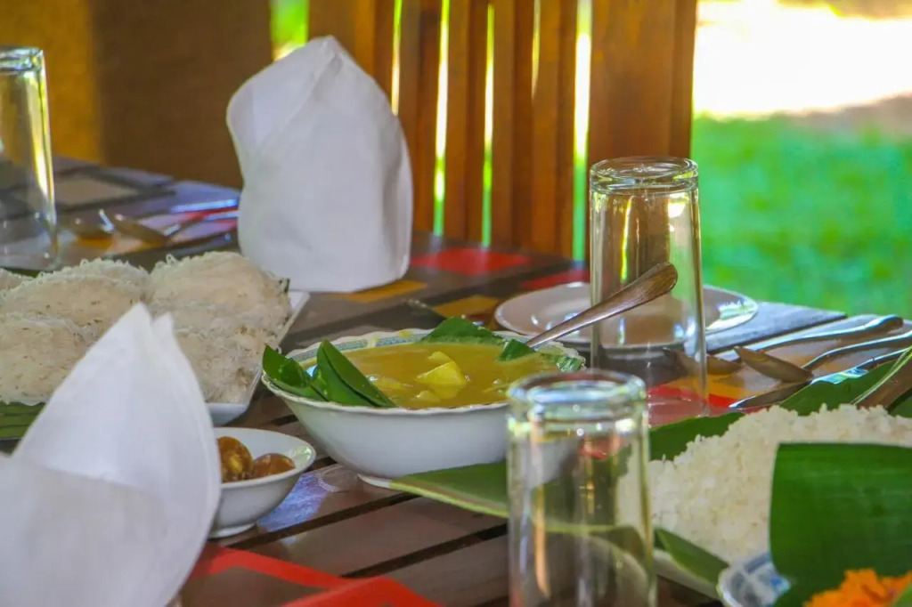 kumbura eco lodge