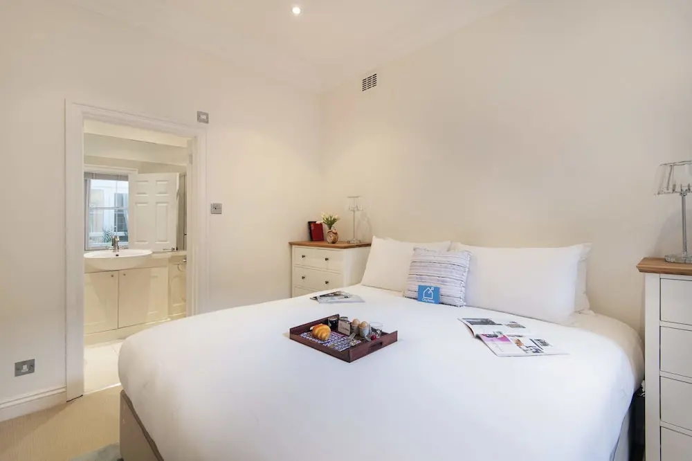 The Earl's Court Square Residence - RNCN