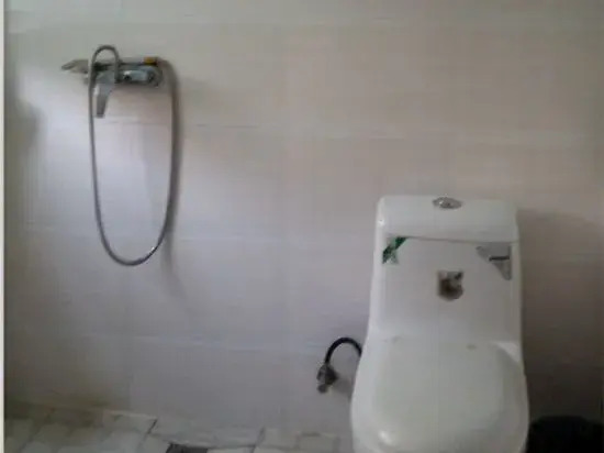 Hebi Yifeng Hotel