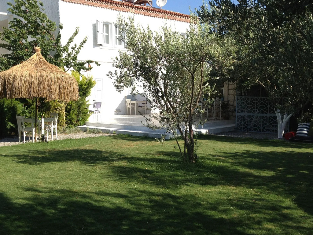 Vintage Alacati