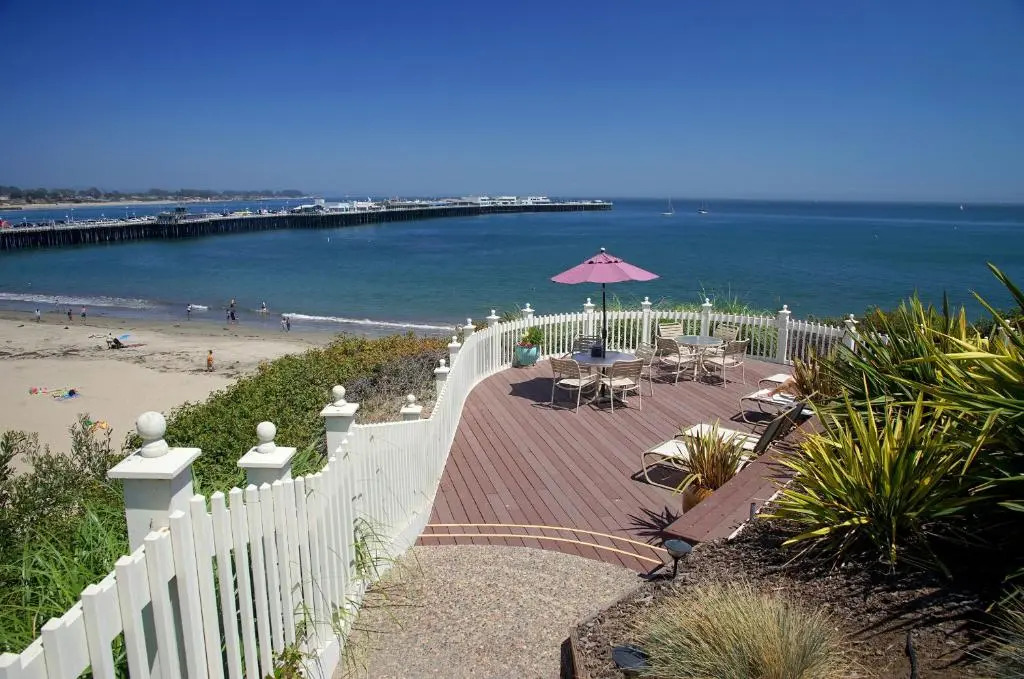 Sea & Sand Inn
