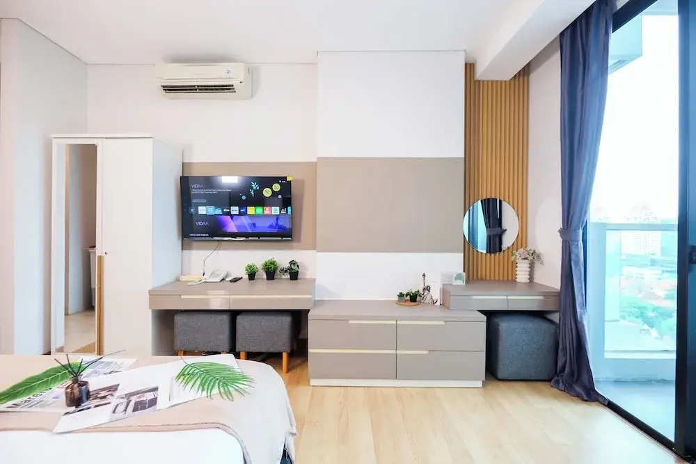 Simple Designed And Homey Studio At Apartment Capitol Suites