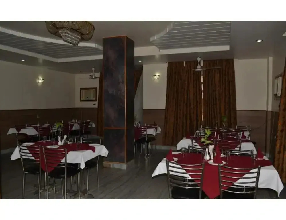 Vishal Hotel