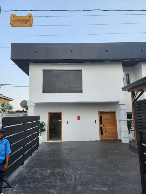 Luxol Homes And Suites