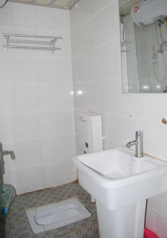 Wuhan Ronghua Business Hotel