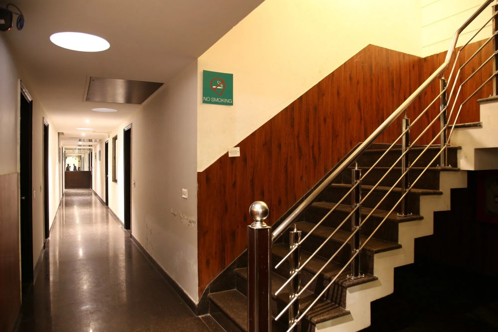 FabHotel Transit Delhi Airport