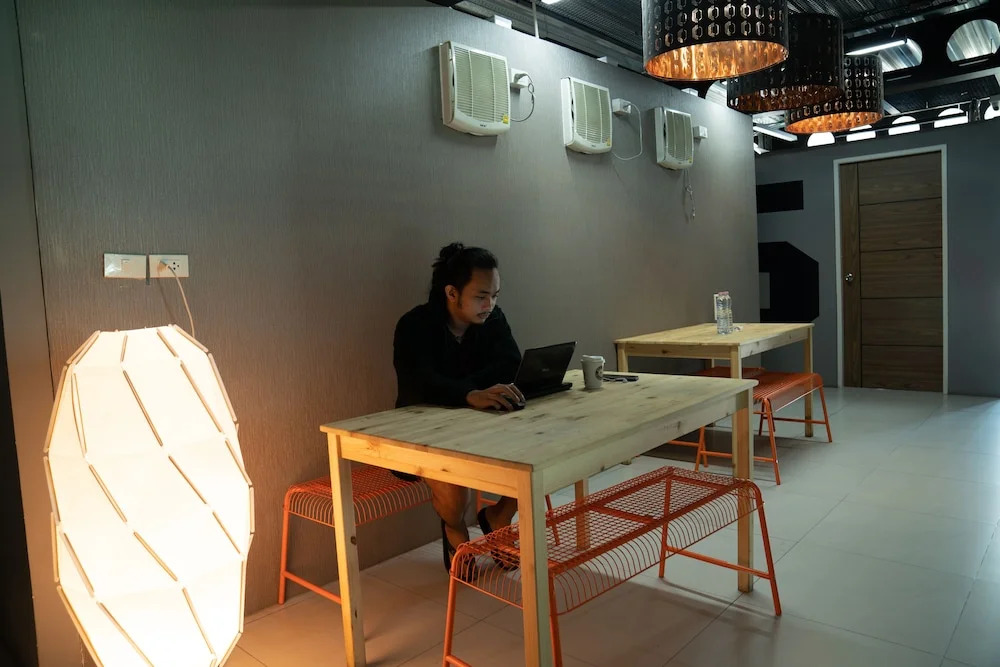 Coziness is near the city - Budget friendly hostel !
