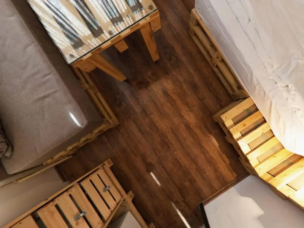 Palete Studio - new hand-made, cozy, artistic home