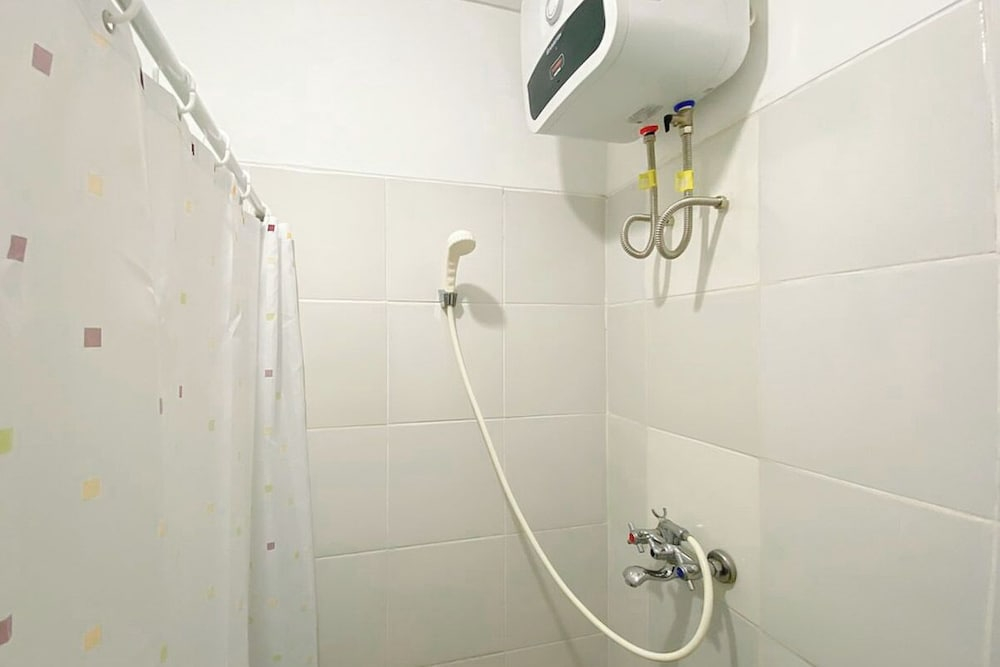 Lovely 1Br (No Living Room) At Apartment Cordova Edupartment Semarang
