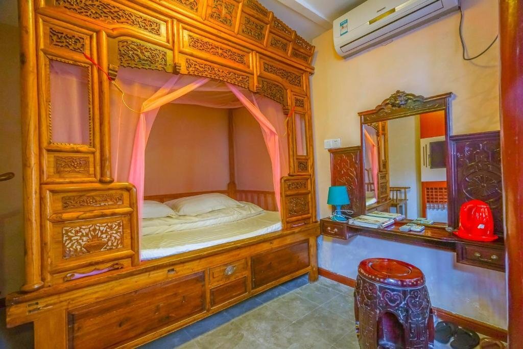 Yiyun South Lake Gallery Boutique Hotel