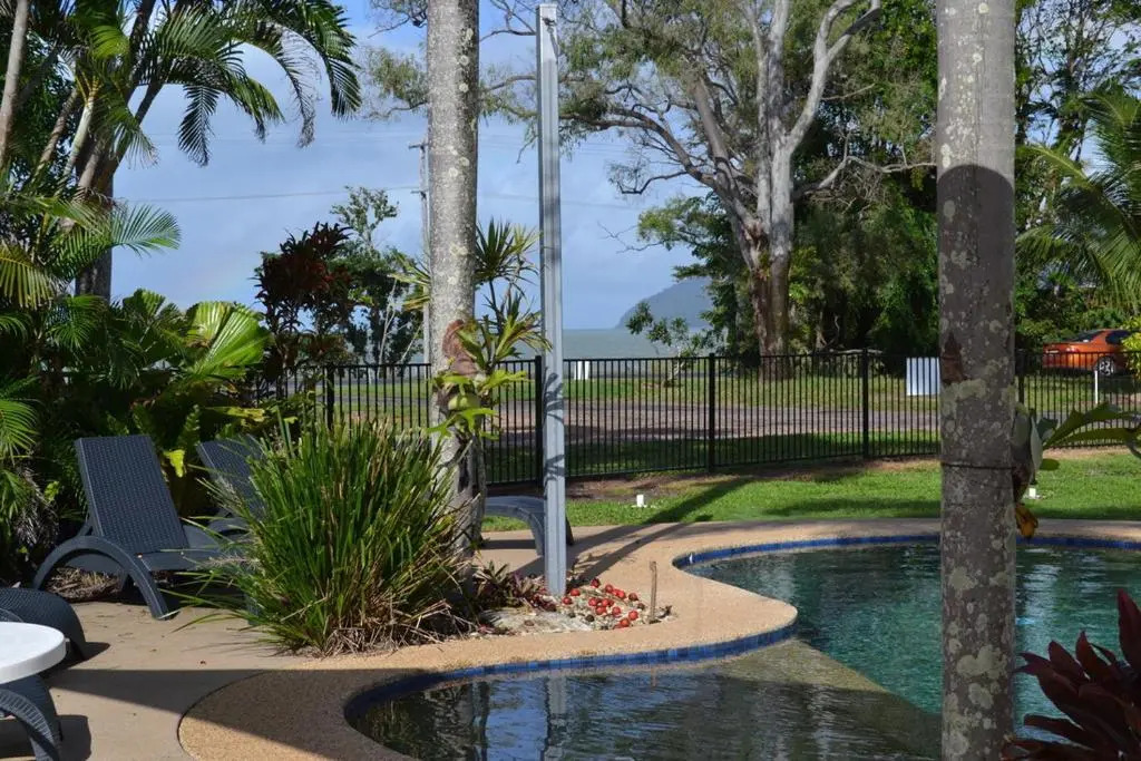 Dunk Island View Caravan Park