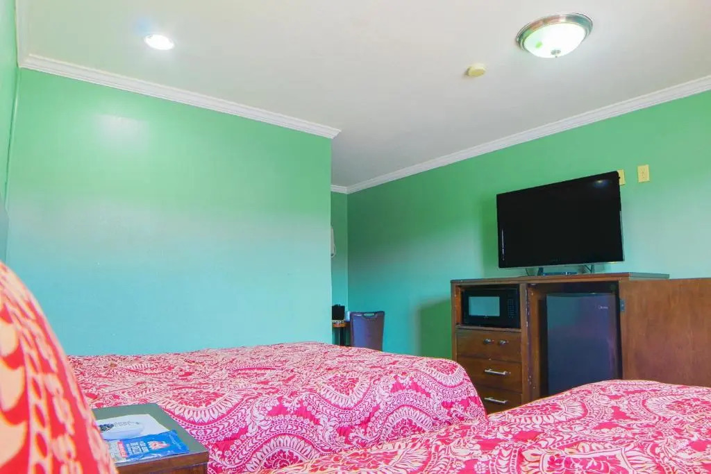 Economy Inn By OYO Lockport near Houma