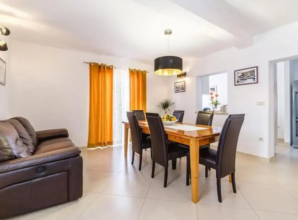 Sutivan Sea Terrace Apartment