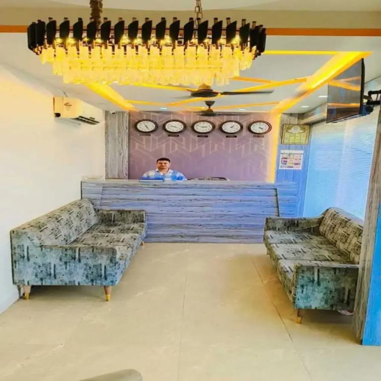 Hotel Pride Suites