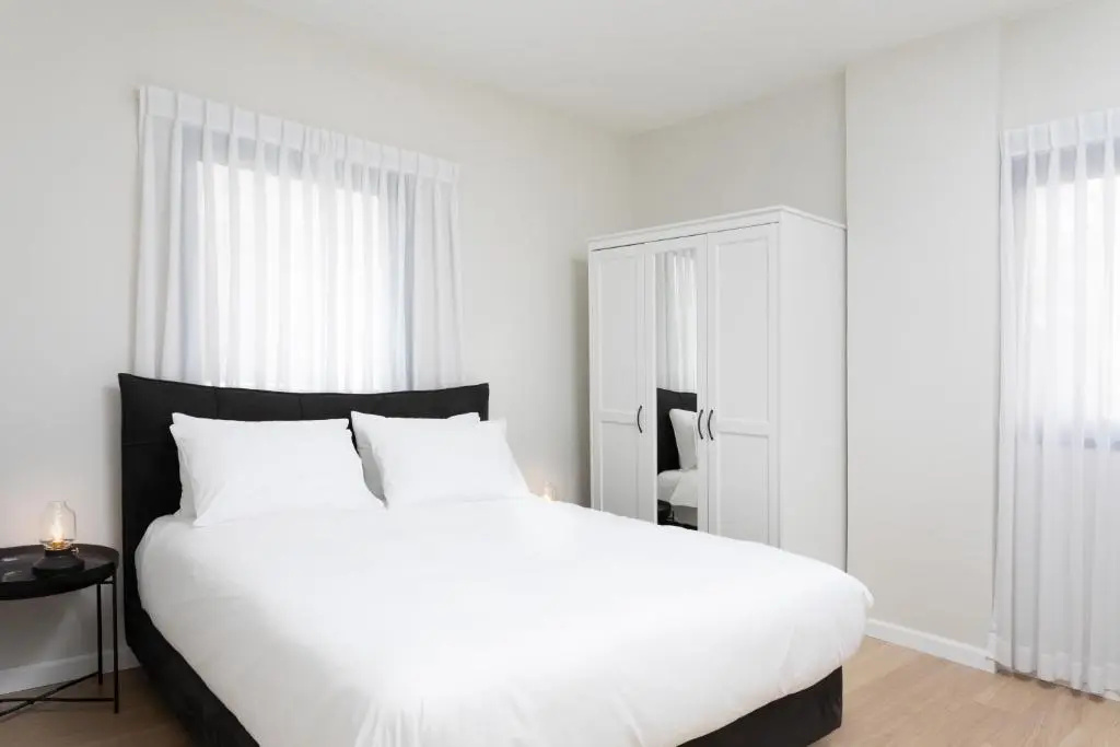 Serene 2BR in Dizengoff Square by HolyGuest