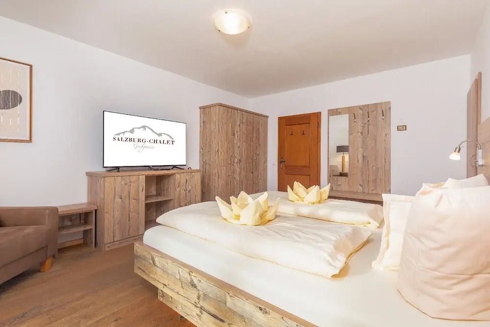 Luxus Ferienhaus Salzburg Chalet mit Pool, Sauna, Whirlpool, Kamin