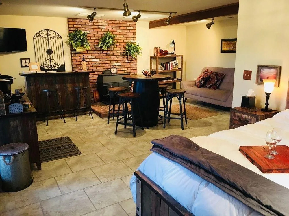 Twin Rock Bed and Breakfast and Culinary Retreat