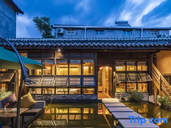 Zhanyu Shanju·Jiangjing Designer Homestay