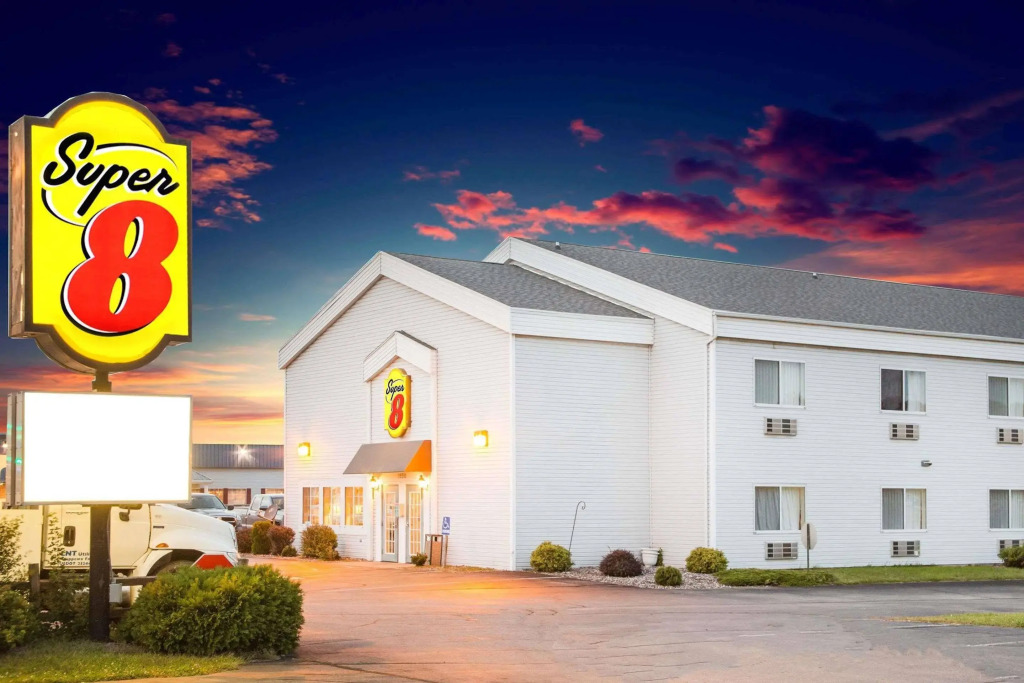 Super 8 Prairie Du Chien