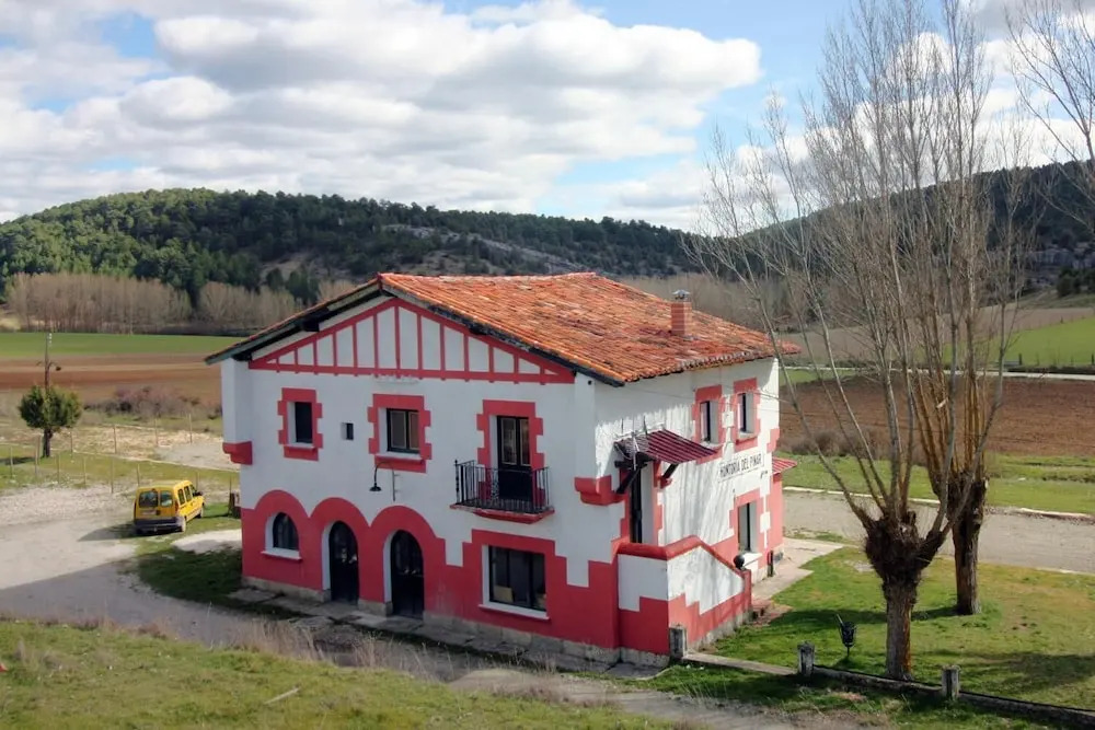 Albergue de La Estación del Río Lobos
