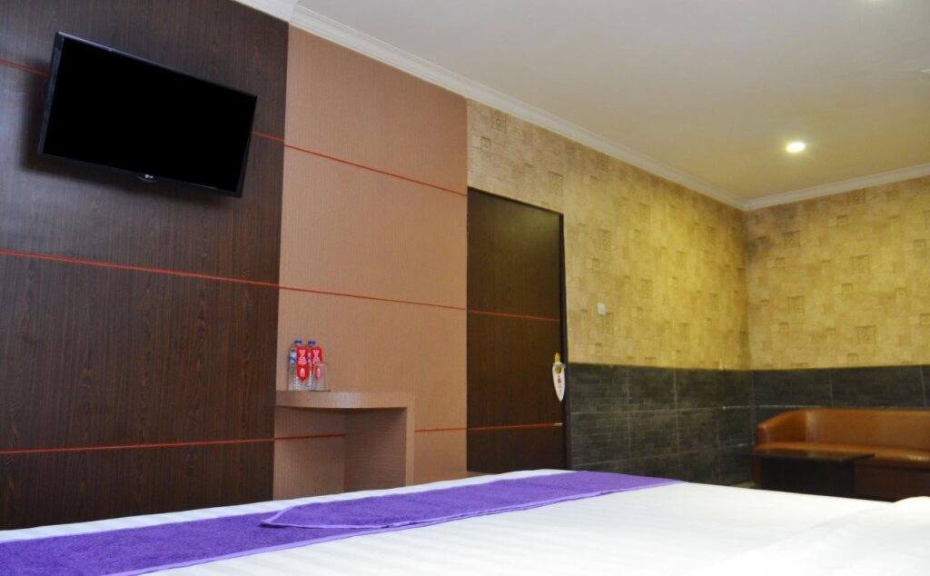 ZEN Rooms Basic Kalimas Sunan Ampel