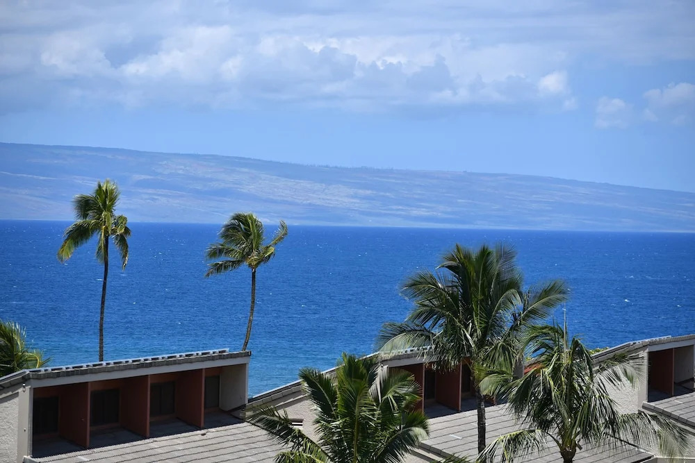 Kaanapali Shores 819 1 Bedroom Condo