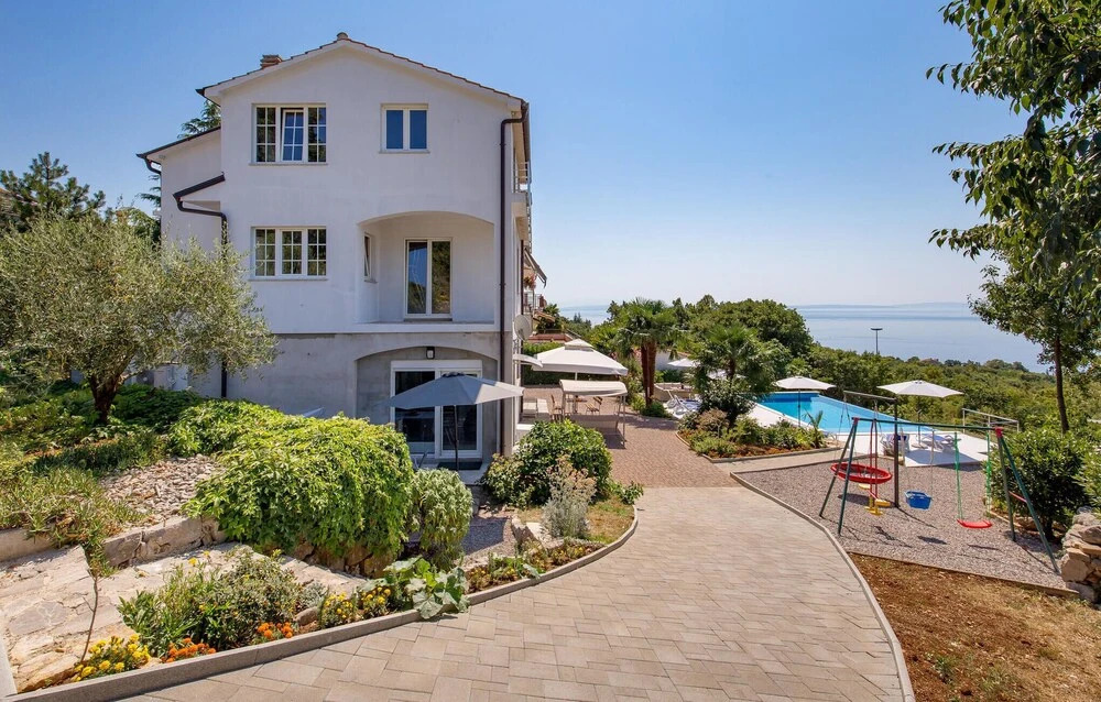 Stunning Home in Rijeka With Wifi and 2 Bedrooms
