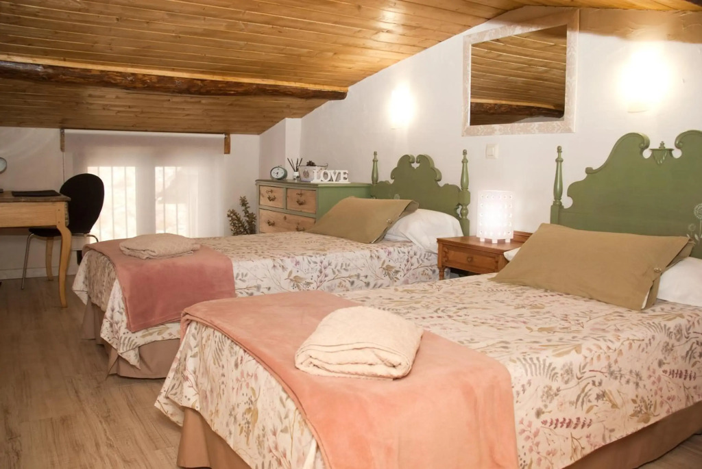 LA CASITA DEL PORTAL