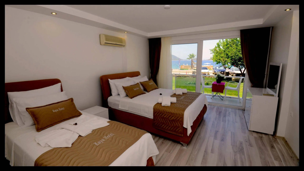 Kaya Hotel