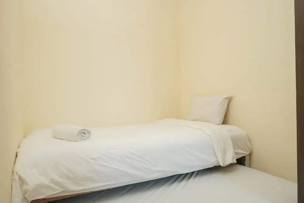 Strategic for 4 Pax 2BR City Home Apartment near MOI