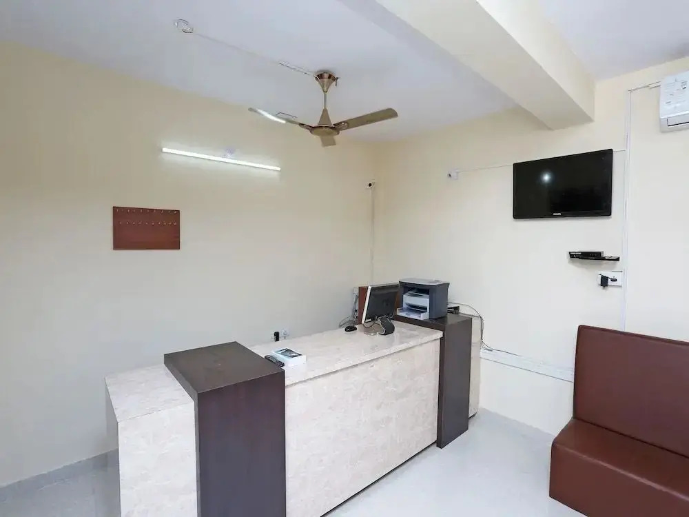 Ekamra Inn by OYO Rooms