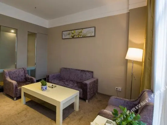 9581 Business Hotel