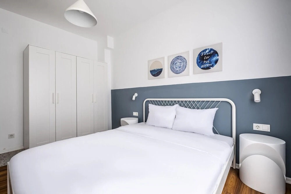Sleek Studio Flat With Central Location in Kadikoy