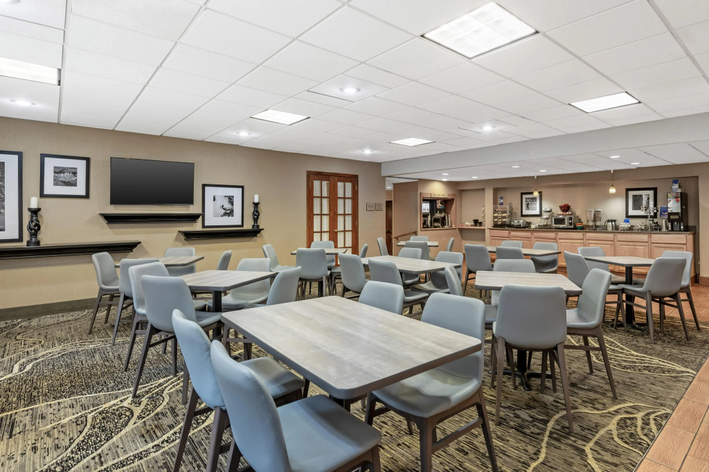 Best Western Holiday Lodge