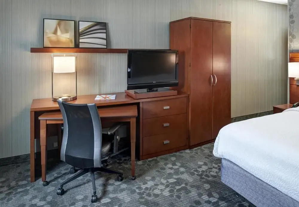 Courtyard by Marriott Milwaukee Brookfield