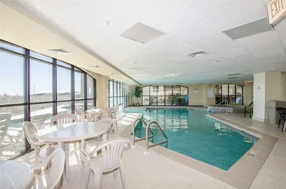 Harbour Place 109 - 3 Br condo by RedAwning