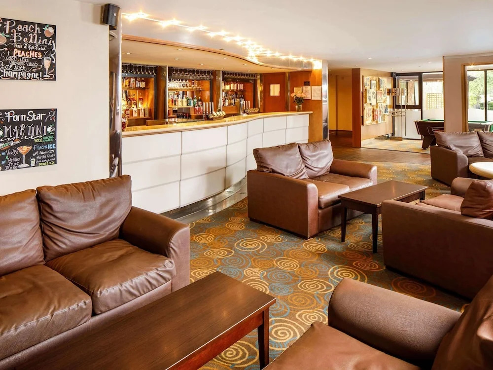 Ramada Hull