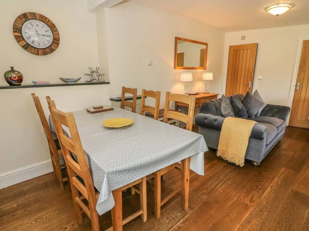 Woodbine Cottage