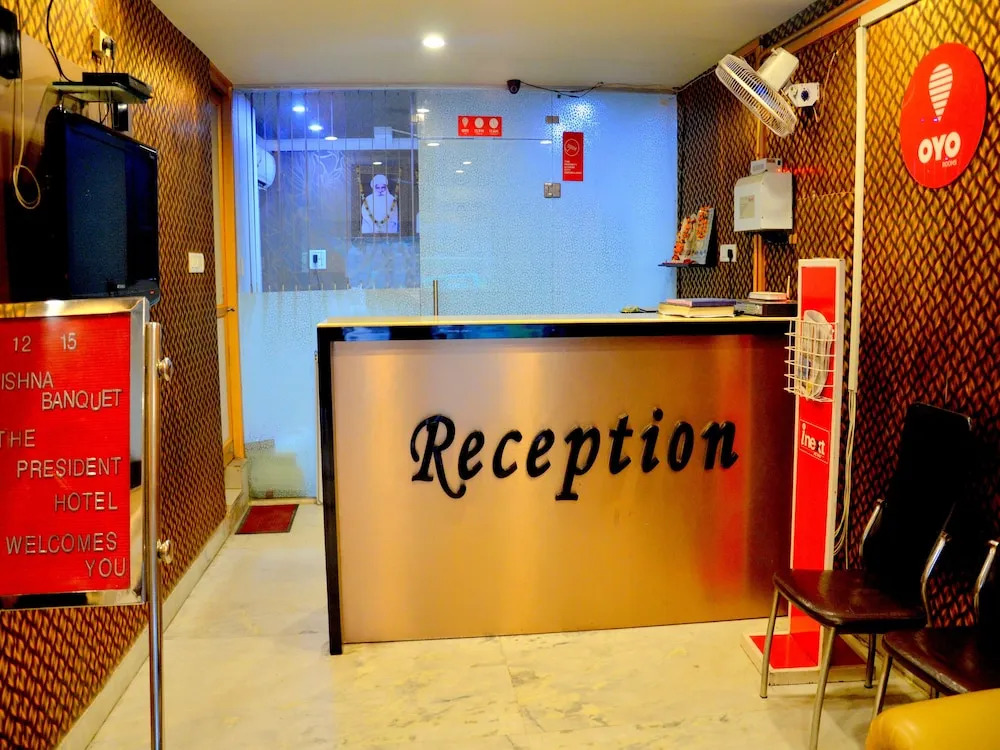 OYO 2046 President Hotel