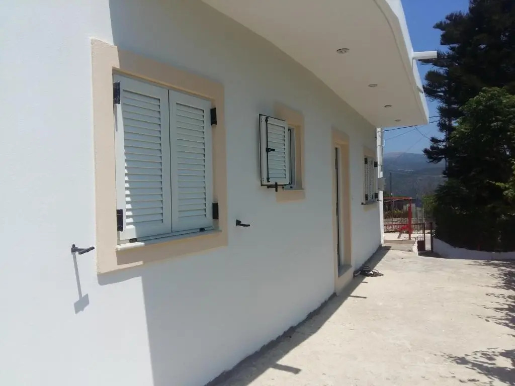 Lounge House