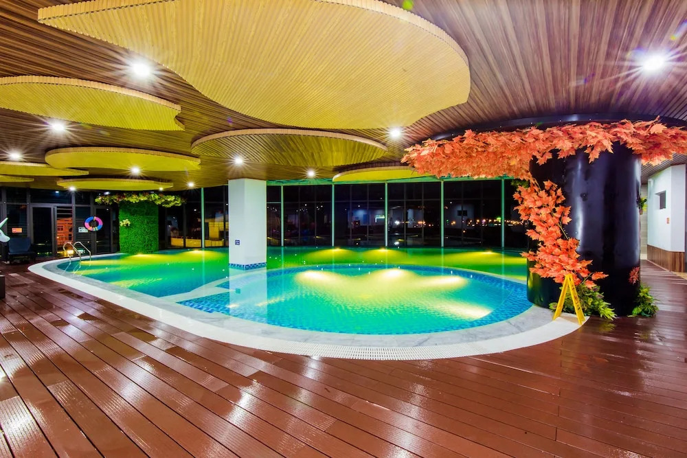 Sakura Hotel