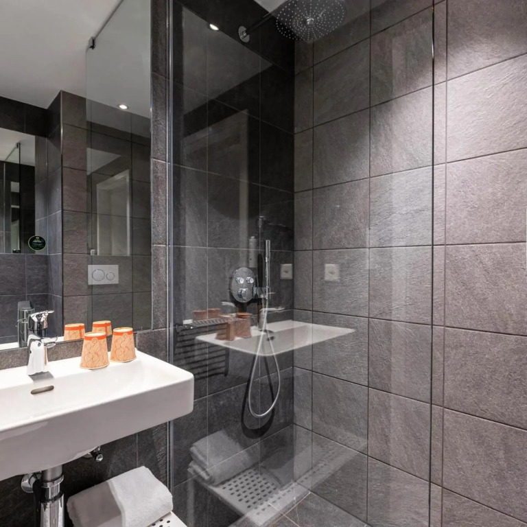 B&B HOTEL Geneva Airport